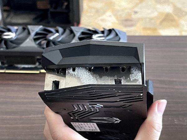 ZOTAC GAMING GeForce RTX 3070 Ti Trinity｜深度清潔