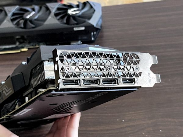 ZOTAC GAMING GeForce RTX 3070 Ti Trinity｜深度清潔