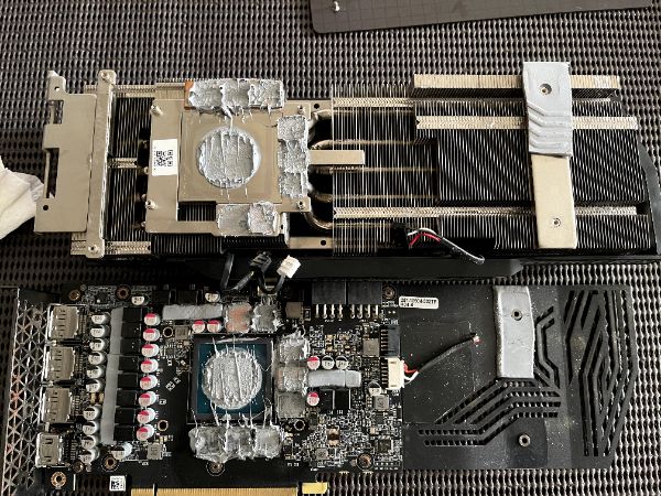 ZOTAC GAMING GeForce RTX 3070 Ti Trinity｜深度清潔