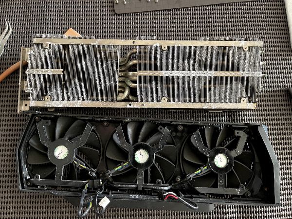 ZOTAC GAMING GeForce RTX 3070 Ti Trinity｜深度清潔