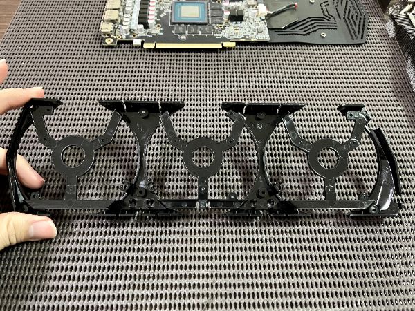 ZOTAC GAMING GeForce RTX 3070 Ti Trinity｜深度清潔