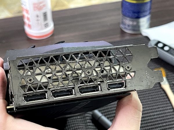 ZOTAC GAMING GeForce RTX 3070 Ti Trinity｜深度清潔