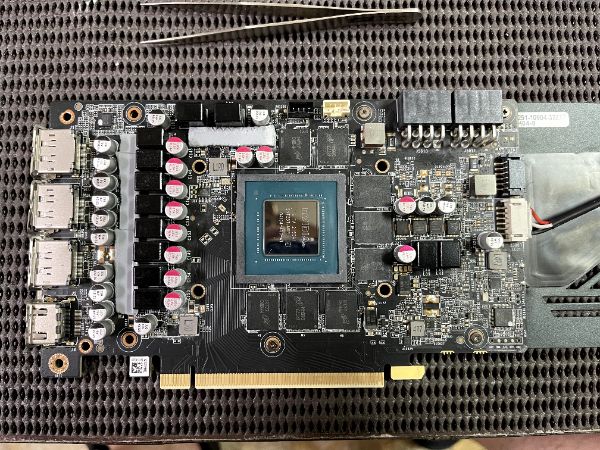 ZOTAC GAMING GeForce RTX 3070 Ti Trinity｜深度清潔