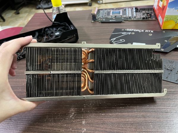 AORUS RTX 3080 MASTER 10G｜深度清潔
