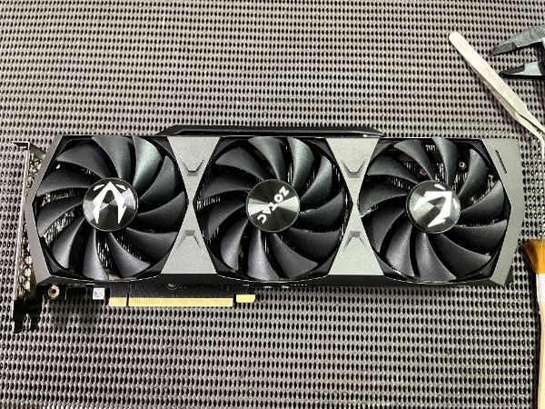 ZOTAC GAMING RTX 3070 Ti Trinity｜深度清潔