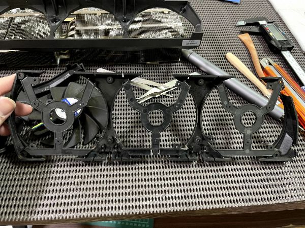 ZOTAC GAMING RTX 3070 Ti Trinity｜深度清潔