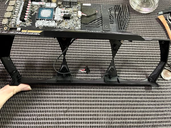 ZOTAC GAMING RTX 3070 Ti Trinity｜深度清潔