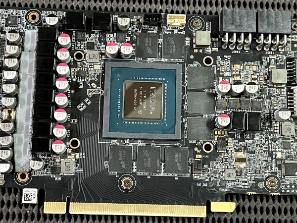ZOTAC GAMING RTX 3070 Ti Trinity｜深度清潔