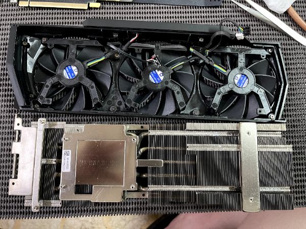 ZOTAC GAMING RTX 3070 Ti Trinity｜深度清潔