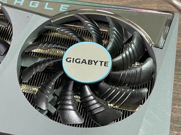 GIGABYTE RTX 3070 EAGLE OC 8G｜深度清潔