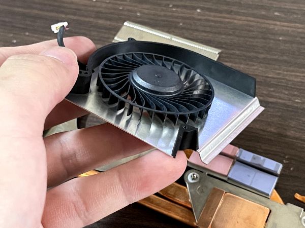 MSI GP73 Leopard 8RE｜深度清潔