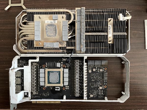 ROG-STRIX-RTX3080-O10G-WHITE｜深度清潔