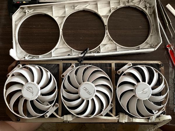 ROG-STRIX-RTX3080-O10G-WHITE｜深度清潔