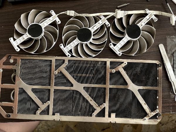ROG-STRIX-RTX3080-O10G-WHITE｜深度清潔