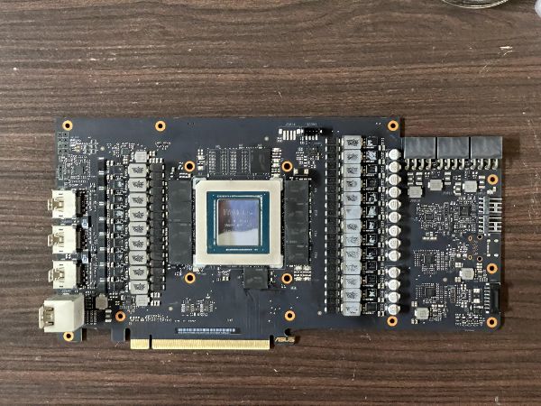 ROG-STRIX-RTX3080-O10G-WHITE｜深度清潔