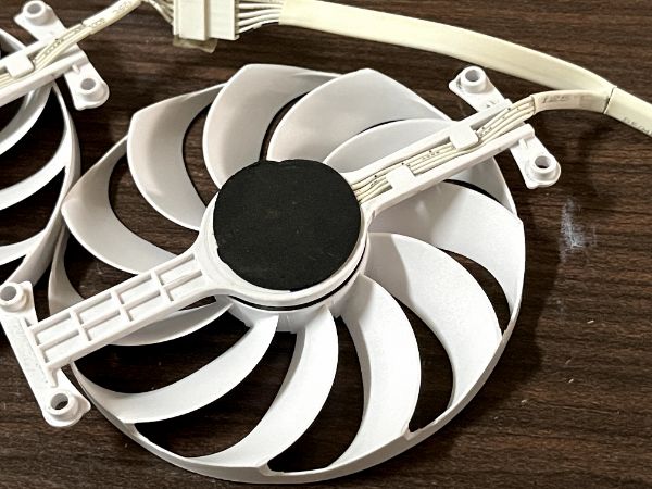 ROG-STRIX-RTX3080-O10G-WHITE｜深度清潔