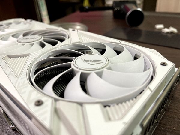 ROG-STRIX-RTX3080-O10G-WHITE｜深度清潔