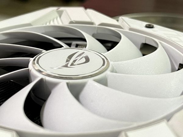 ROG-STRIX-RTX3080-O10G-WHITE｜深度清潔