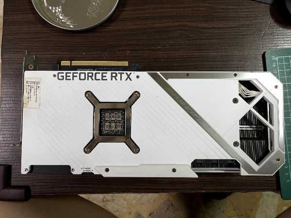 ROG-STRIX-RTX3080-O10G-WHITE｜深度清潔