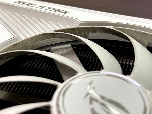 ROG-STRIX-RTX3090-O24G-WHITE｜深度清潔