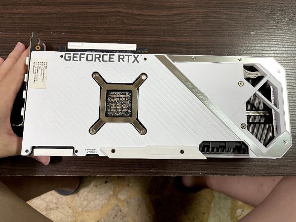 ROG-STRIX-RTX3090-O24G-WHITE｜深度清潔