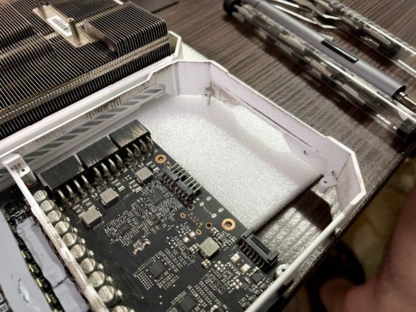 ROG-STRIX-RTX3090-O24G-WHITE｜深度清潔