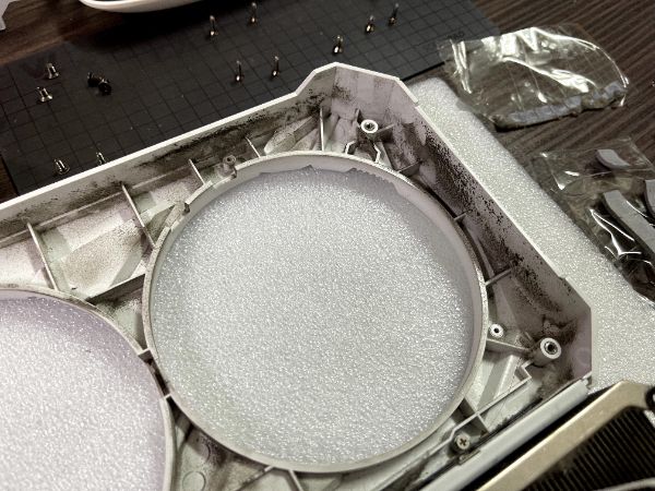 ROG-STRIX-RTX3090-O24G-WHITE｜深度清潔