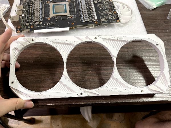 ROG-STRIX-RTX3090-O24G-WHITE｜深度清潔