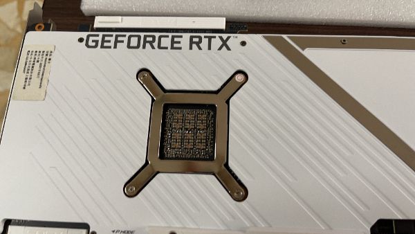 ROG-STRIX-RTX3090-O24G-WHITE｜深度清潔