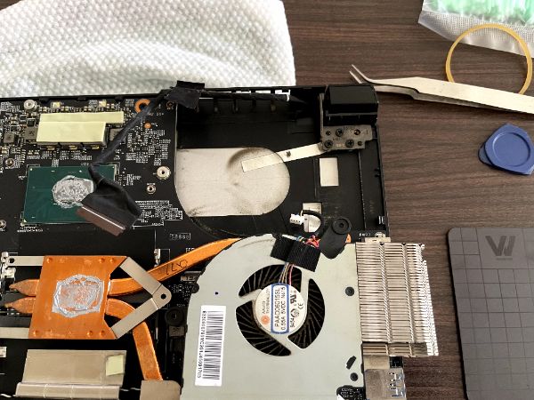MSI GF75 Thin 9SC
