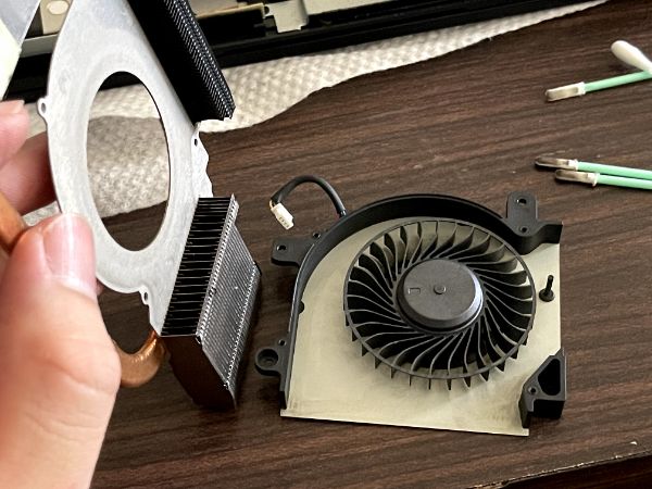 MSI GF75 Thin 9SC
