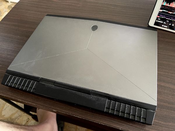 DELL ALIENWARE 15 R3