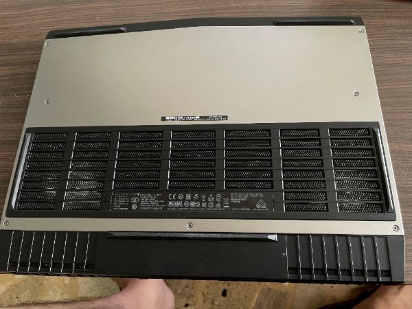 DELL ALIENWARE 15 R3