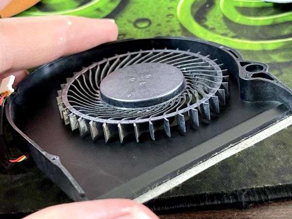 DELL ALIENWARE 15 R3