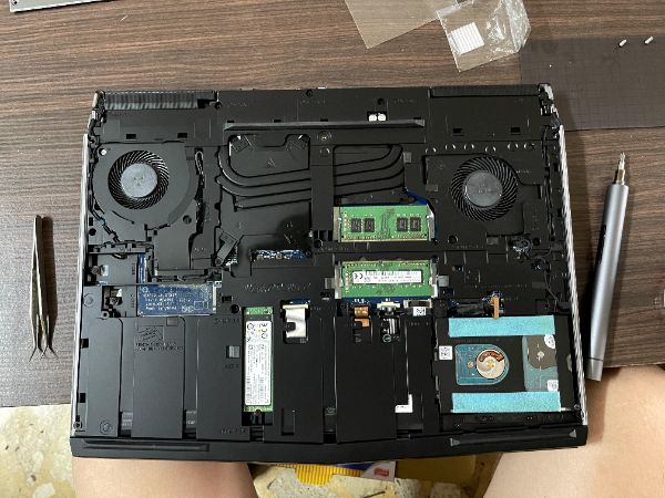 DELL ALIENWARE 15 R3