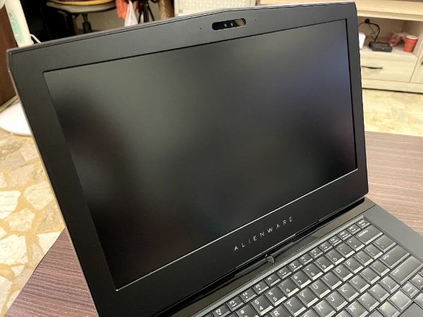 DELL ALIENWARE 15 R3