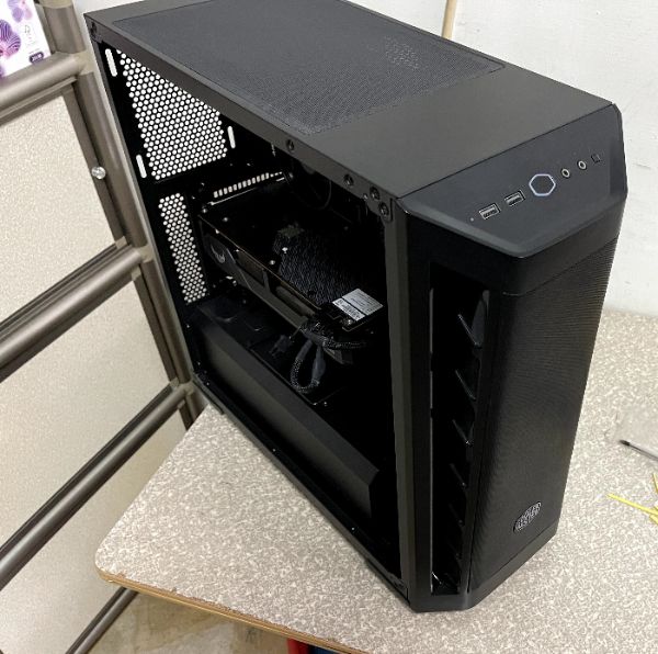 CoolerMaster MasterBox MB511 RGB