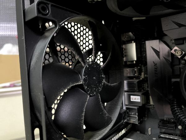 NZXT H440 RAZER