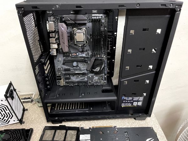 NZXT H440 RAZER