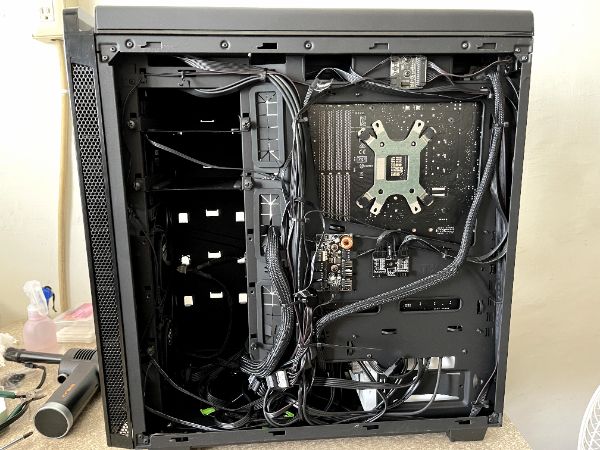 NZXT H440 RAZER