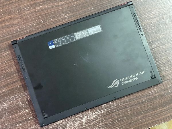 ROG Zephyrus GX501V