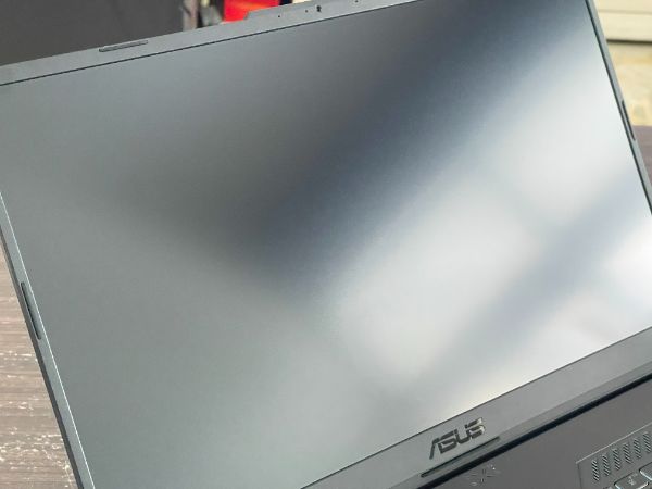 ASUS TUF Gaming F17 FX707ZE