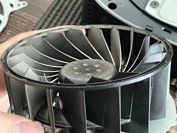 SONY PS5 光碟版｜更換液金