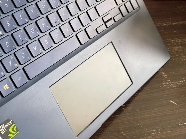 ASUS Zenbook 15 UX534 FTC