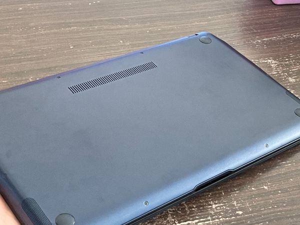 ASUS Zenbook 15 UX534 FTC