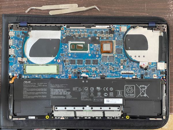 ASUS Zenbook 15 UX534 FTC