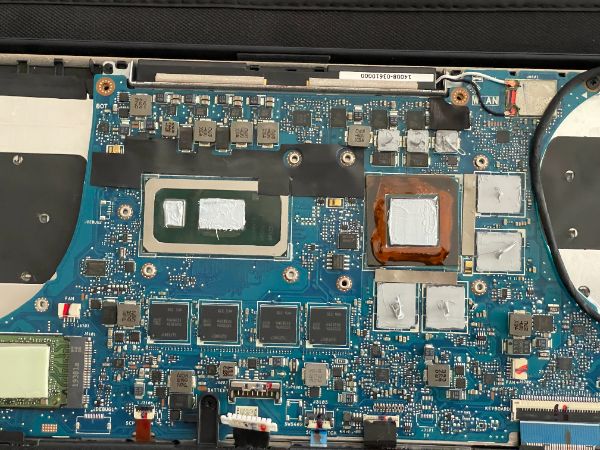 ASUS Zenbook 15 UX534 FTC