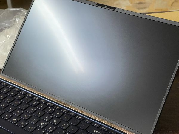 ASUS Zenbook 15 UX534 FTC